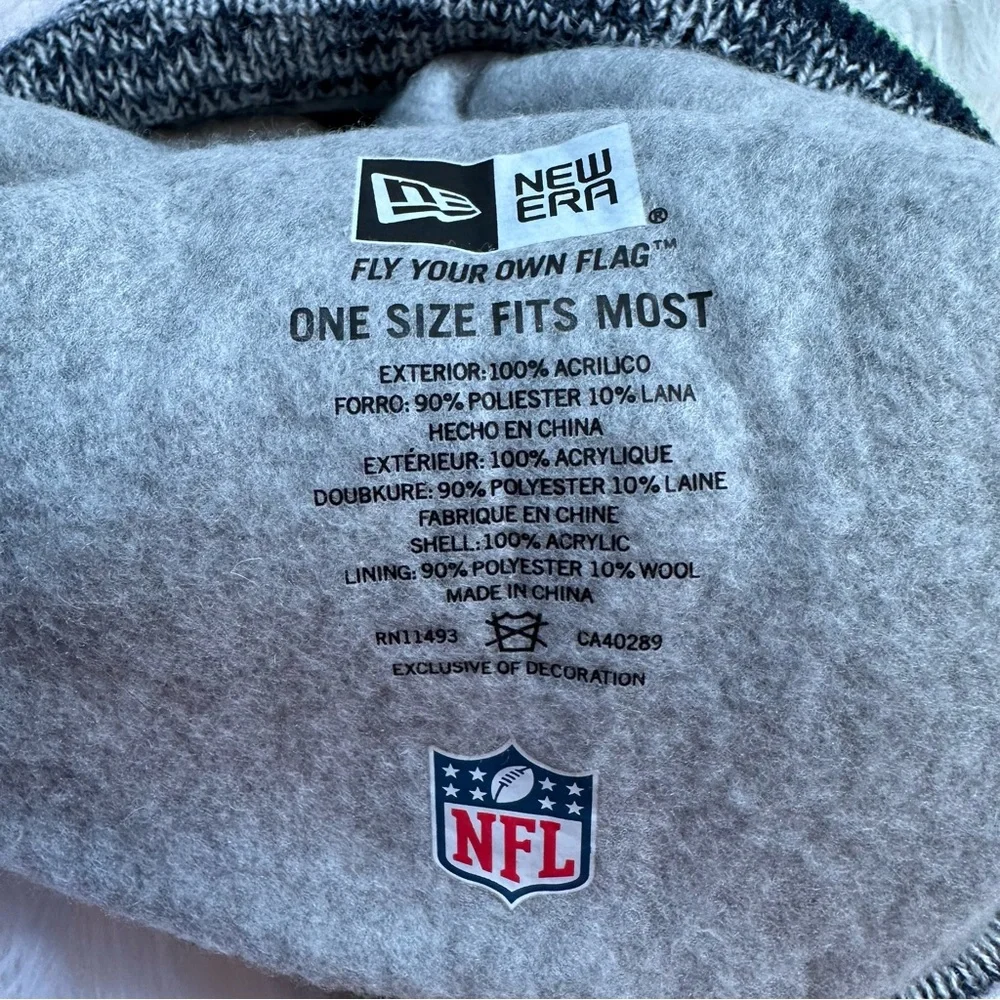 New Era • Official NFL Seattle Seahawks Striped Pom Pom Beanie - Picture 6 of 8